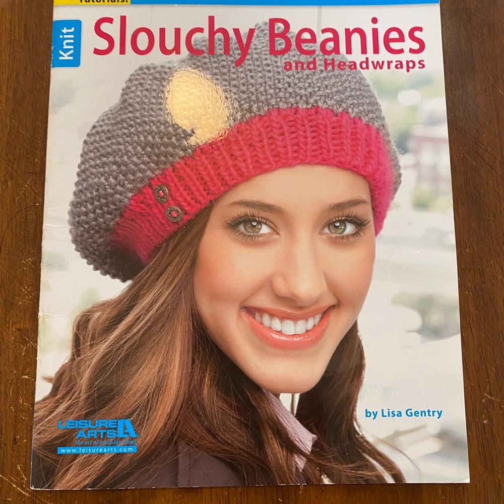 Beanies knitting pattern book